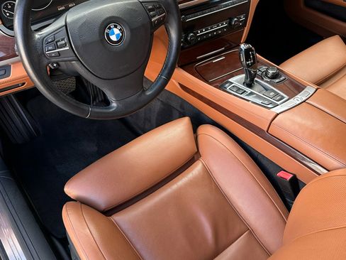Used 2011 BMW 750Li image 19