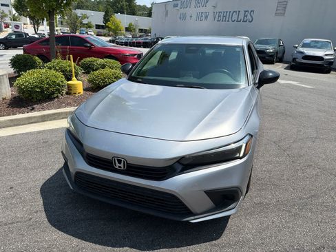 Used 2024 Honda Civic Sport image 4
