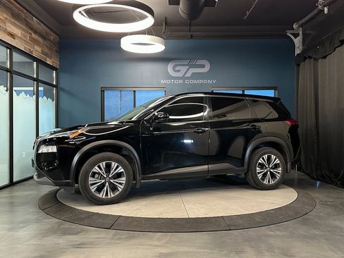 Used 2021 Nissan Rogue SV AWD/4WD image 7