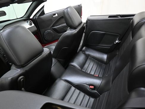 Used 2007 Ford Mustang GT Premium image 12