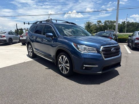 Used 2020 Subaru Ascent Limited w/ Technology Package AWD/4WD image 3