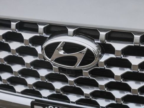 Used 2023 Hyundai Santa Fe SEL Premium AWD/4WD image 7