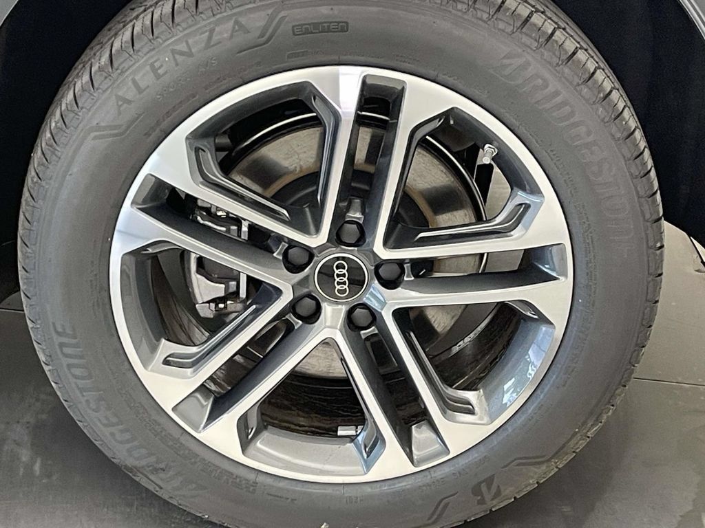 New 2026 Audi Q5 Premium Plus AWD/4WD image 12