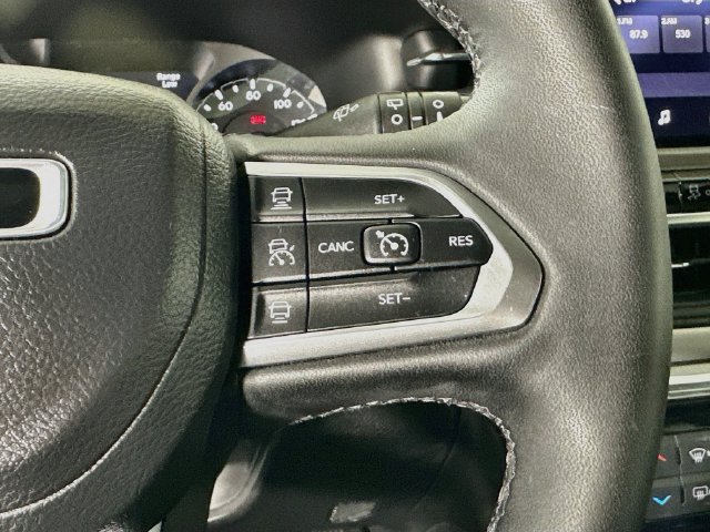 Used 2023 Jeep Compass Limited AWD/4WD image 10
