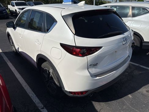 Used 2018 MAZDA CX-5 Touring w/ Preferred Equipment Package image 4