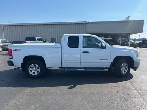 Used 2011 GMC Sierra 1500 SLE w/ Power Tech Package image 8