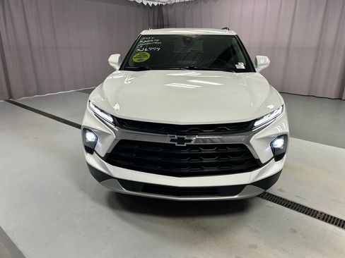 Used 2024 Chevrolet Blazer LT w/ Convenience Package image 2