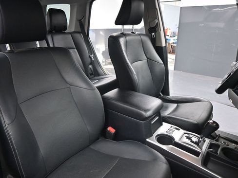 Used 2016 Toyota 4Runner Limited image 23