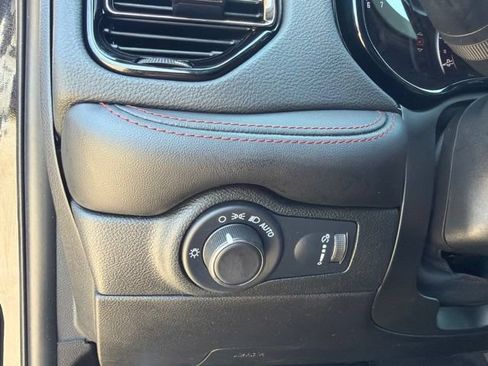 Used 2023 Dodge Durango GT AWD/4WD image 29
