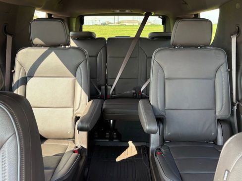 Used 2023 GMC Yukon Denali w/ LPO, Floor Liner Package image 18