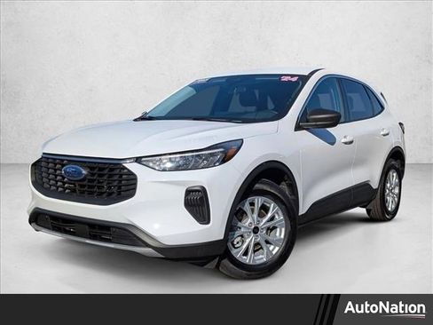 Used 2024 Ford Escape Active w/ Tech Pack #1 FWD image 1