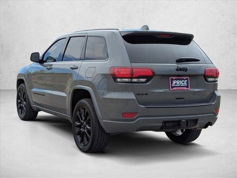 Used 2022 Jeep Grand Cherokee Laredo X AWD/4WD image 8