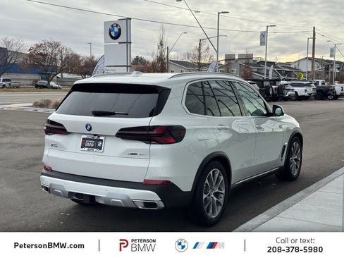 New 2026 BMW X5 xDrive50e w/ Premium Package image 7