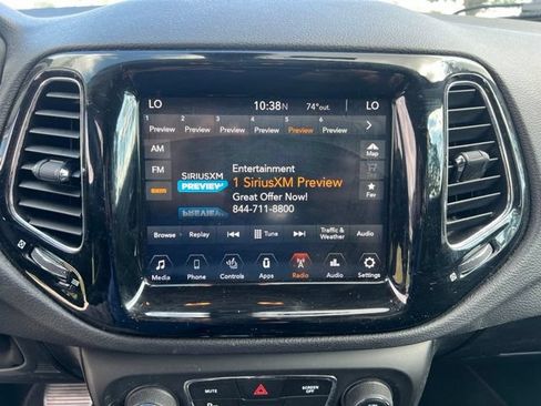 Used 2018 Jeep Compass Limited w/ Navigation Group AWD/4WD image 23