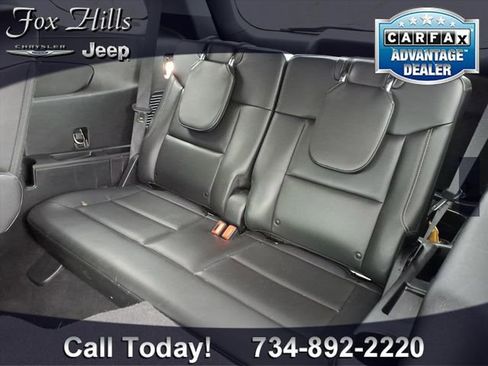 Used 2022 Ford Explorer XLT w/ Equipment Group 202A image 11