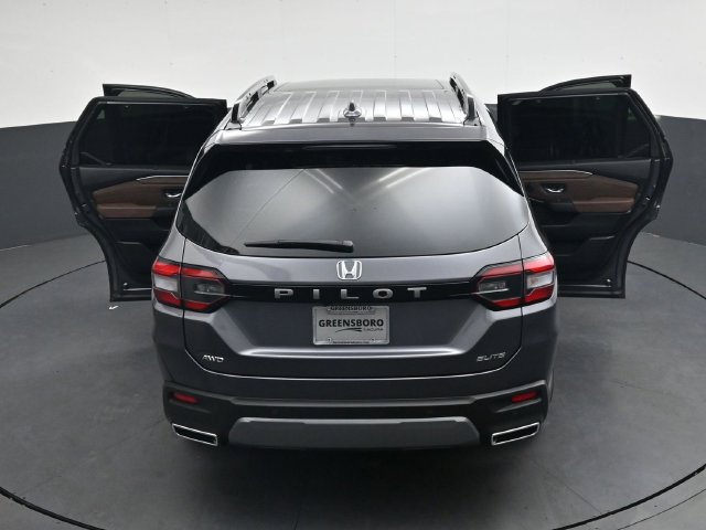 Used 2026 Honda Pilot Elite image 43