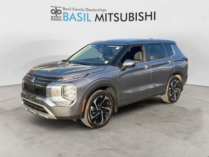 Used 2024 Mitsubishi Outlander SE