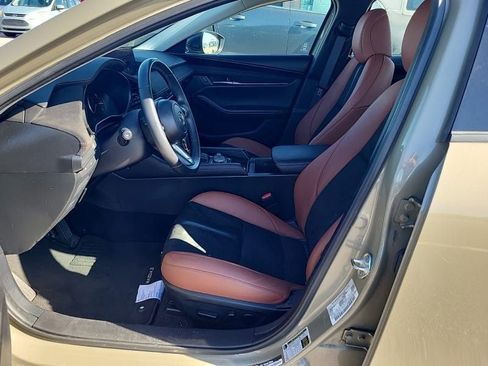 Used 2024 MAZDA MAZDA3 s image 4