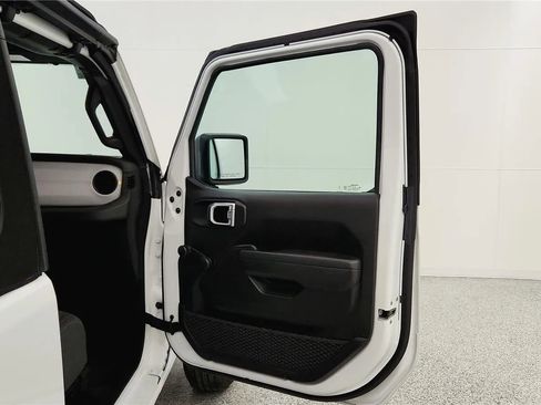 Used 2024 Jeep Wrangler Sport image 32