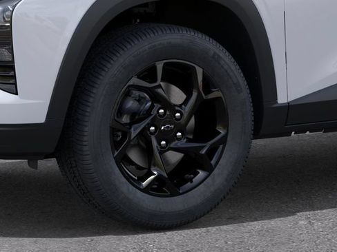 New 2026 Chevrolet Trax LT w/ Driver Confidence Package FWD image 9