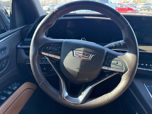 Used 2022 Cadillac Escalade ESV Sport w/ Touring Package image 9