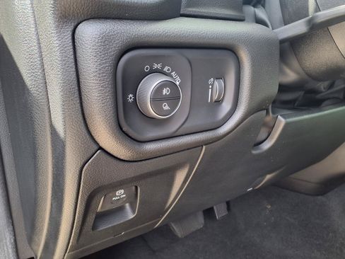 Used 2023 RAM 1500 Tradesman w/ Night Edition RWD image 14