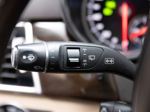 Used 2018 Mercedes-Benz GLE 350 4MATIC image 64
