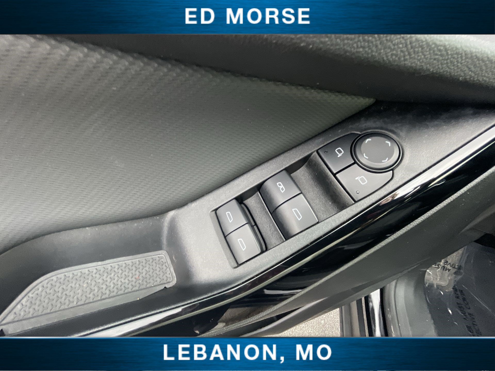 Used 2025 Chevrolet Equinox LT AWD/4WD image 22