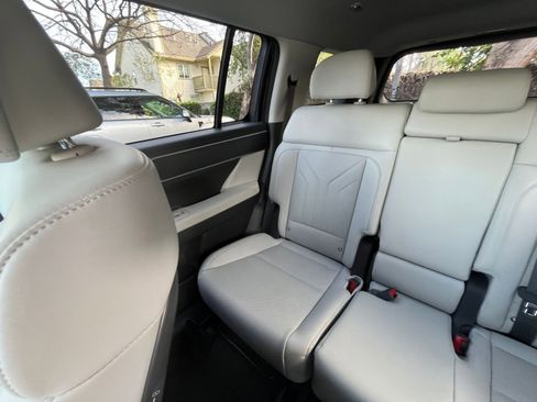 Used 2025 Hyundai Santa Fe SEL image 43