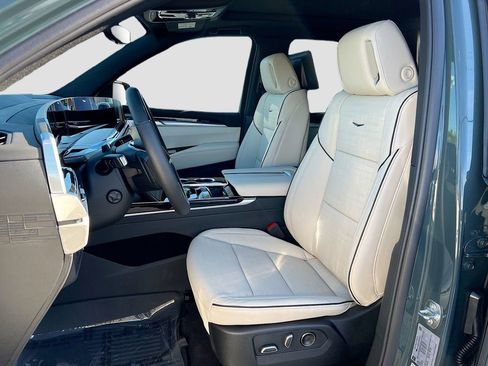 New 2026 Cadillac Escalade Sport w/ Touring Package image 15