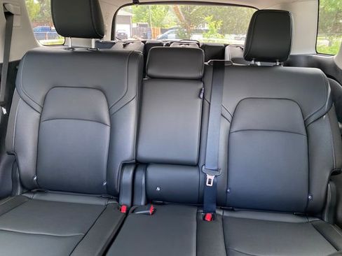 New 2026 Nissan Pathfinder SL AWD/4WD image 11