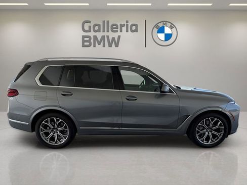 Used 2024 BMW X7 xDrive40i w/ Premium Package image 6