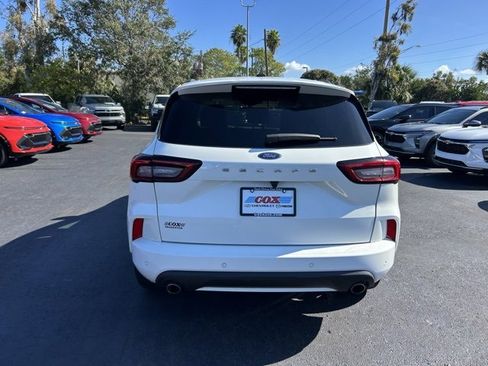 Used 2023 Ford Escape ST-Line w/ Tech Pack #1 image 5