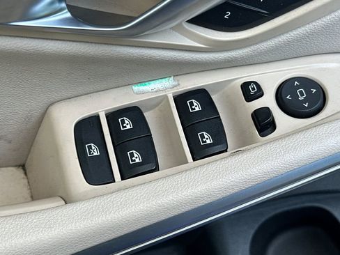 Used 2020 BMW M340i image 11