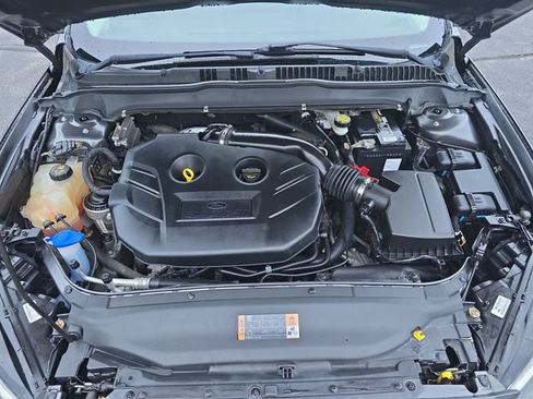 Used 2016 Ford Fusion SE w/ Equipment Group 202A AWD/4WD image 27