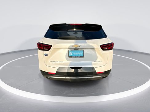 Used 2023 Chevrolet Blazer Premier w/ Driver Confidence II Package image 7