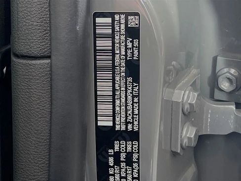 Used 2019 Jeep Renegade Sport image 31