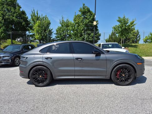 Certified 2026 Porsche Cayenne Coupe AWD/4WD image 7