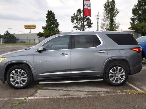 Used 2020 Chevrolet Traverse Premier image 2