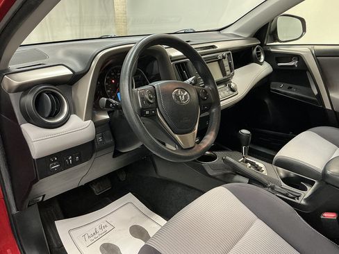 Used 2014 Toyota RAV4 XLE AWD/4WD image 10