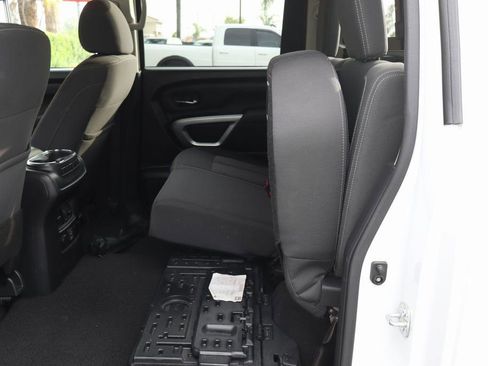 Used 2023 Nissan Titan SV w/ SV Convenience Package image 42