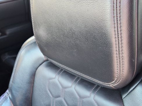 Used 2022 Nissan Frontier PRO-4X w/ Pro-4X Premium Package image 18