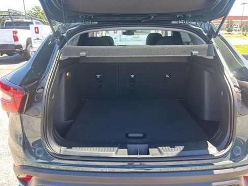 New 2026 Chevrolet Trax LT FWD image 28