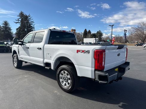 Used 2024 Ford F250 XLT w/ FX4 Off-Road Package image 3