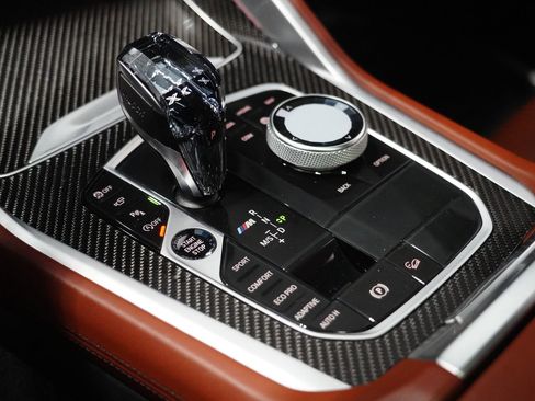 Used 2021 BMW X6 M50i w/ Executive Package image 26