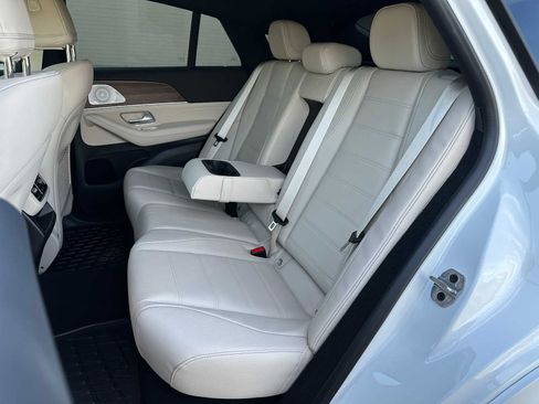 Used 2025 Mercedes-Benz GLE 450 4MATIC Coupe image 17