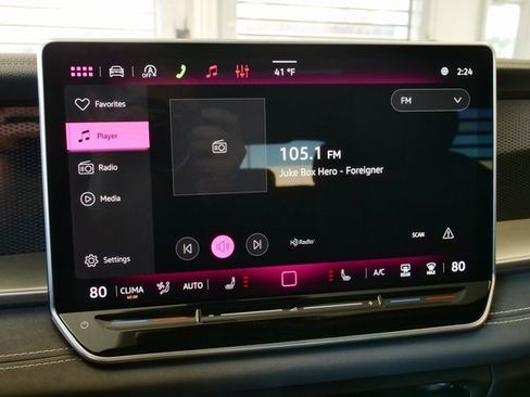 New 2026 Volkswagen Tiguan SE R-Line image 20