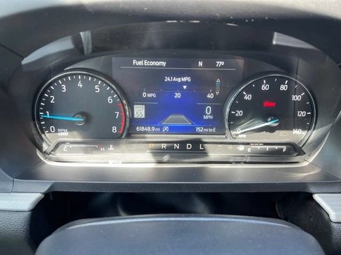 Used 2021 Ford Explorer XLT w/ Equipment Group 202A AWD/4WD image 23
