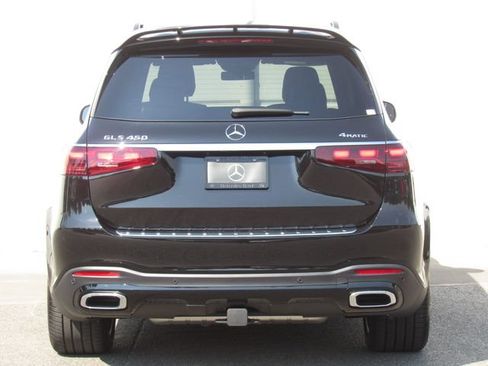 Certified 2024 Mercedes-Benz GLS 450 4MATIC image 7