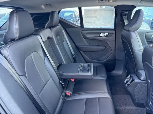 New 2026 Volvo XC40 B5 Ultra AWD/4WD image 15